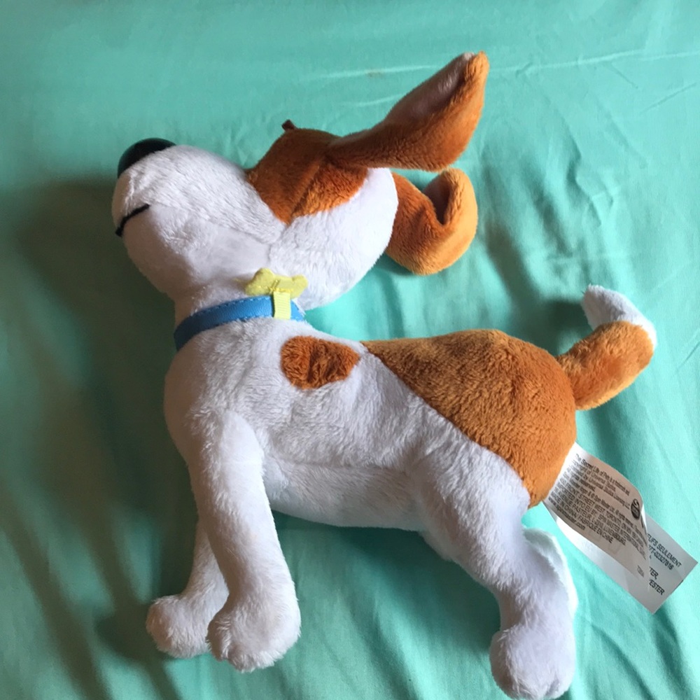 Secret life of pets stuffed animal: Max